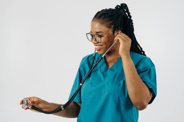 What Are the Latest Techniques for Minimally Invasive Repair of Aortic Aneurysms?