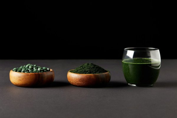 How Can Adding Spirulina to Your Diet Boost Immunity for UK Vegans?